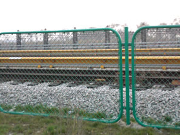 邵陽高速鐵路防護欄圖片3