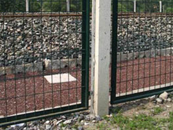 邵陽鐵路防護欄圖片2