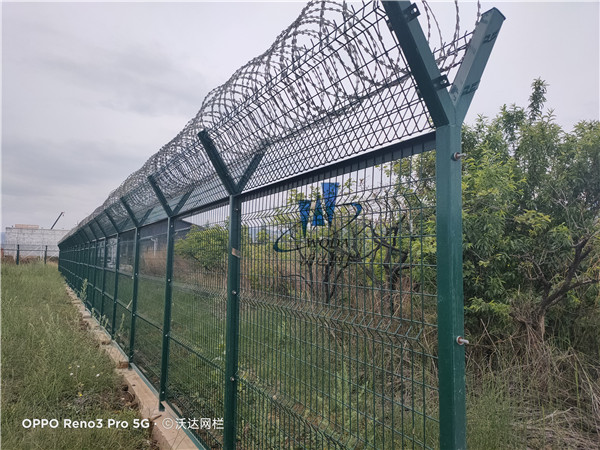黃山機場隔離柵圖片2 黃山機場隔離柵圖片2