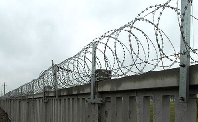 鐵路線路刺絲滾籠2012(8001) 鐵路線路刺絲滾籠2012(8001)