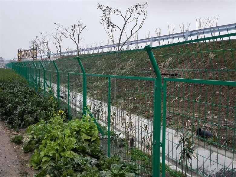 濰坊高速公路護欄網圖片4