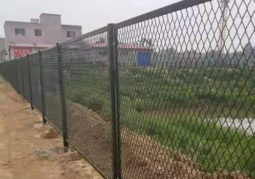 濰坊鋼板網護欄圖片7