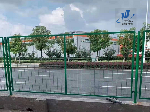 公路護欄網圖片6 公路護欄網圖片6